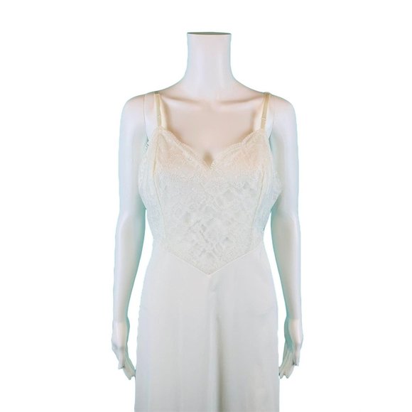 Vintage 60s Slip Dress Women's Small White Nylon Lace Bodice Vanity Fair Lingeri - Picture 6 of 10